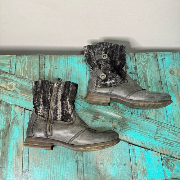Bunker Grey Distressed Side Zip Mixed Media Steampunk Ankle Boots Size 6.5 - Picture 11 of 15